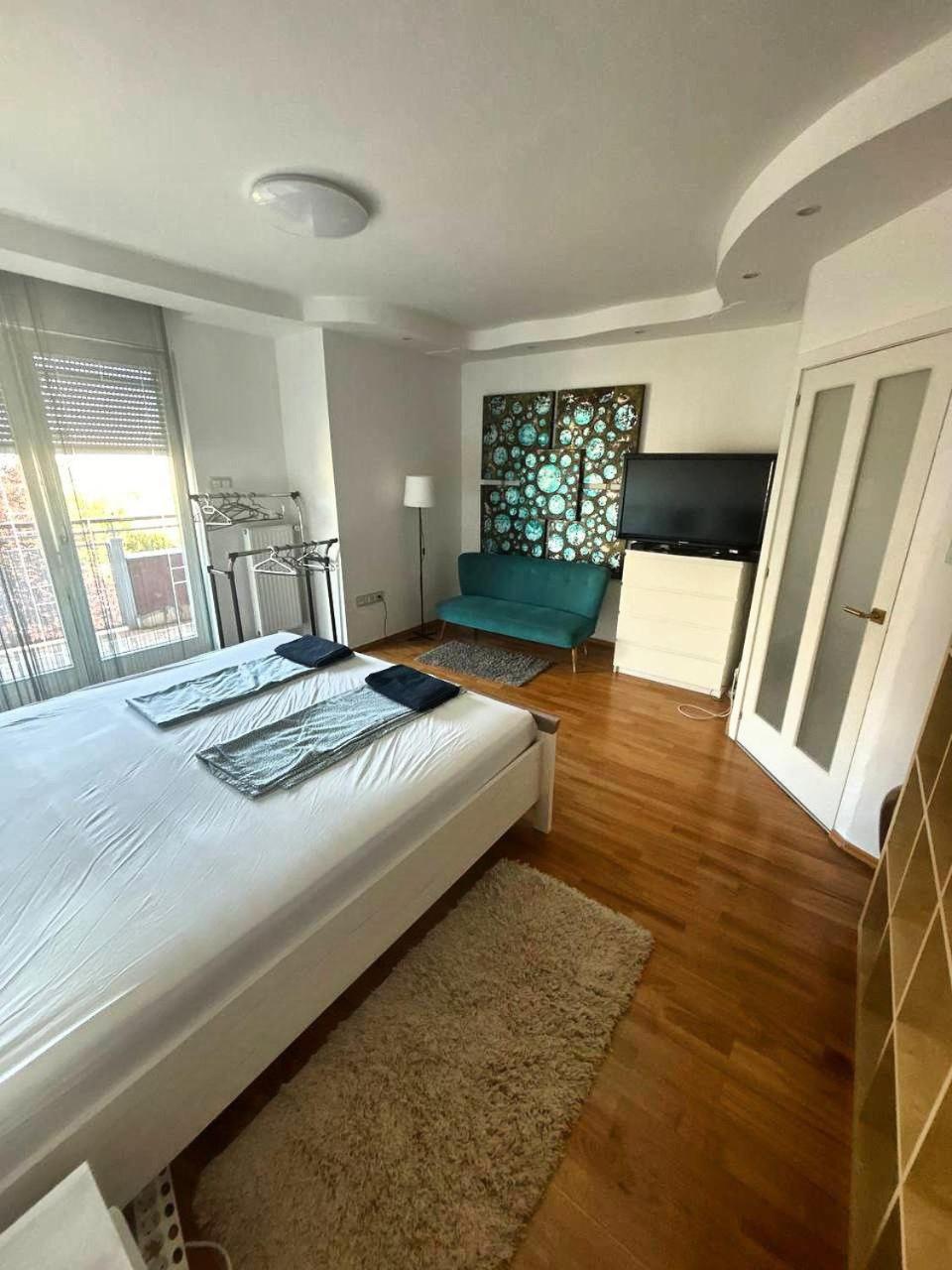 Rosehill Garden Family Villa With A Great Budapest View المظهر الخارجي الصورة