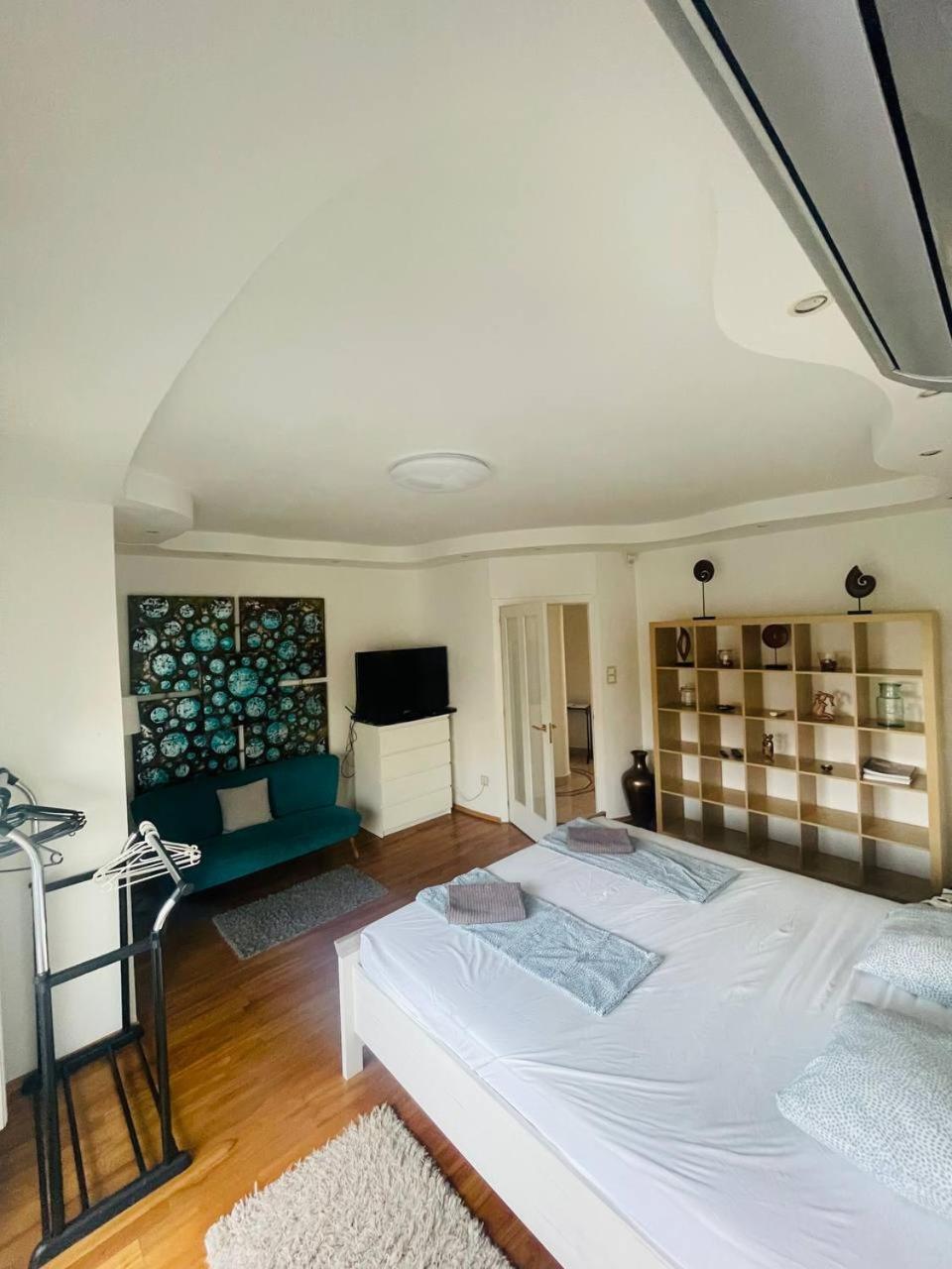 Rosehill Garden Family Villa With A Great Budapest View المظهر الخارجي الصورة